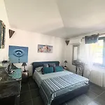 Fronte Mare Villa